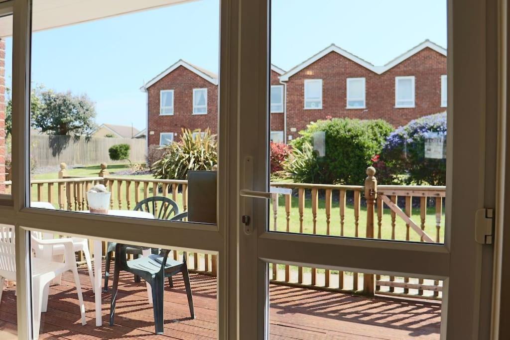 Corton Retreats At Waterside Park 빌라 외부 사진