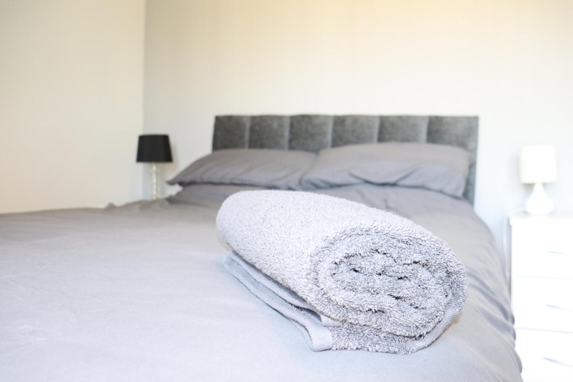 Corton Retreats At Waterside Park 빌라 외부 사진